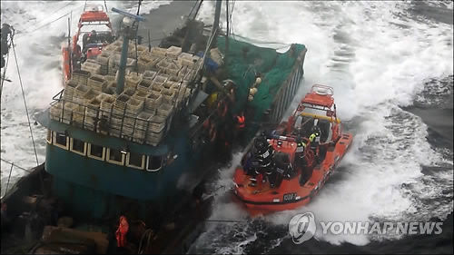 木浦海洋警察署當(dāng)?shù)貢r(shí)間7日上午截獲了涉嫌在全羅南