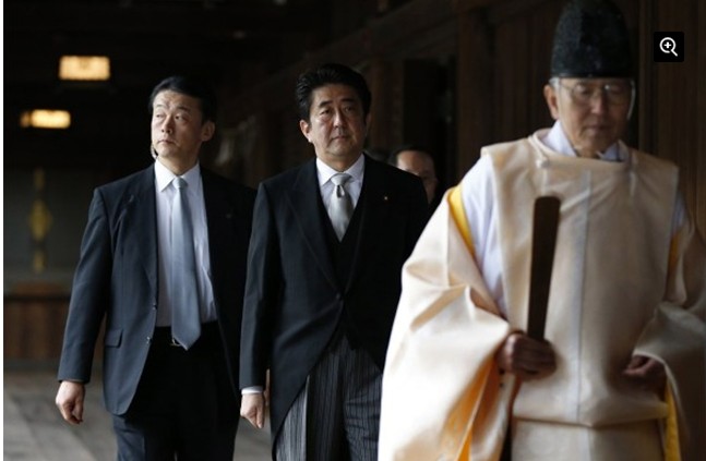 安倍參拜靖國神社