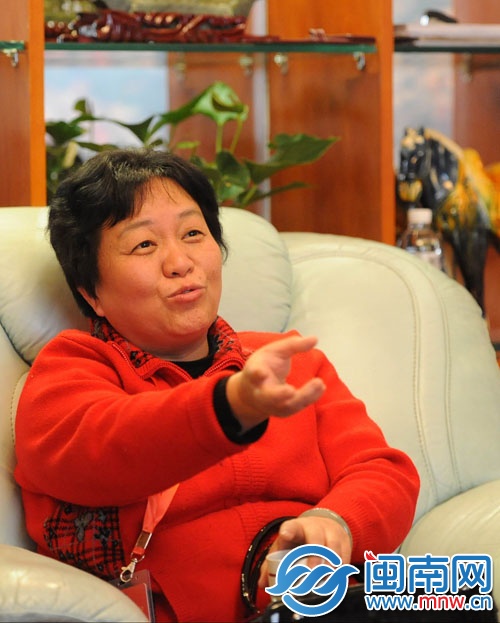 泉州市講師團(tuán)團(tuán)長(zhǎng)、市政協(xié)委員朱林果