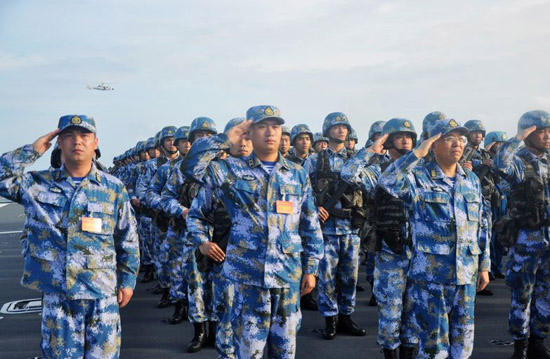 中國海軍南海艦隊遠海訓(xùn)練編隊巡航曾母暗沙1