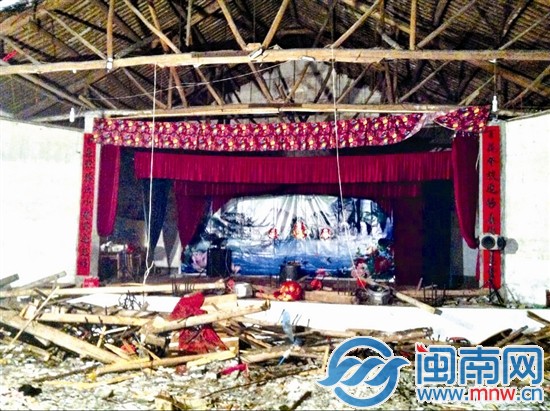婚宴禮堂坍塌 致7死90余傷