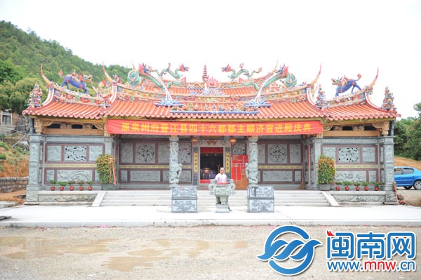 去年剛翻建的順濟宮與泉榕古道關(guān)系密切