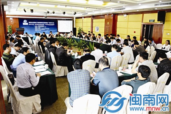 上周六的座談會現(xiàn)場，參會媒體人熱烈交流