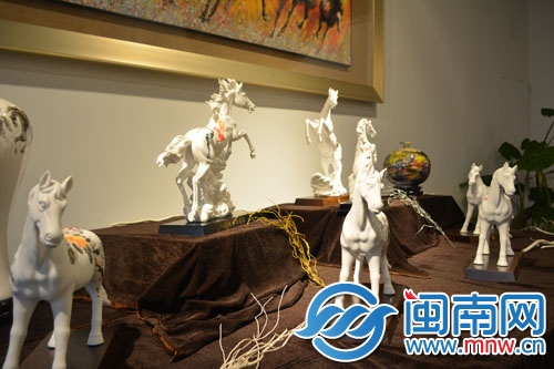 馬上添花系列作品