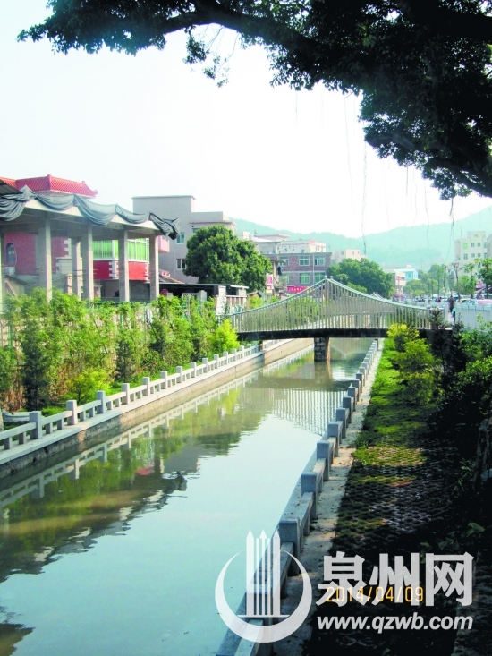 錦坑溝整治前后對比