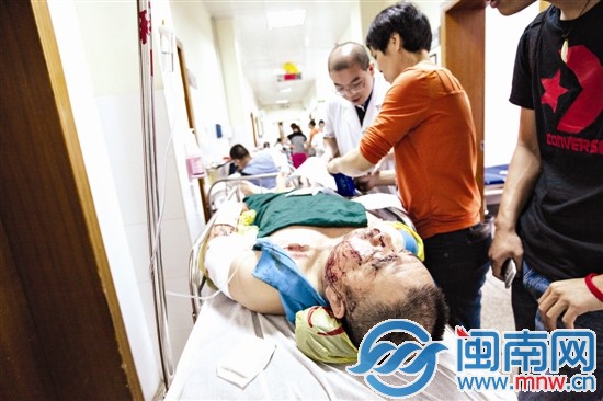 大巴司機受傷，幸無生命危險