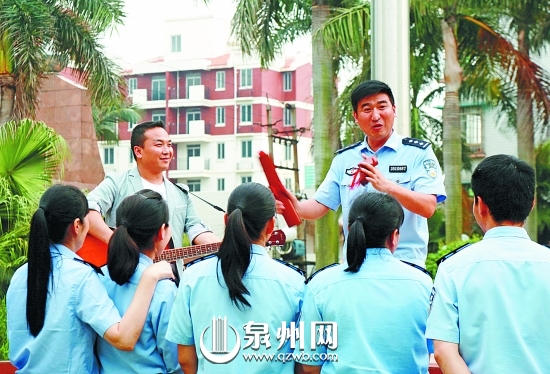 同登《中國夢想秀》泉州獄警助假釋人員追夢感動觀眾1