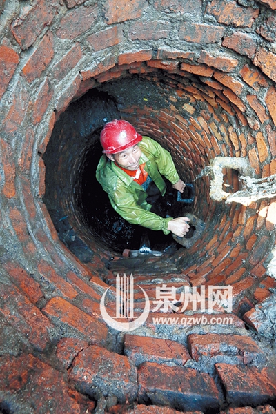 泉州市有關(guān)部門抓緊對地下排污管網(wǎng)進(jìn)行檢查
