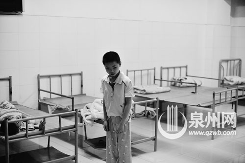 孤獨(dú)的福利院兒童