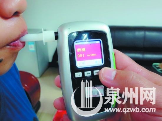 連吃三顆荔枝后，吹氣測試顯示醉酒