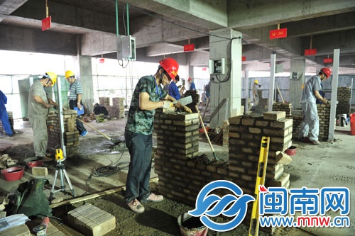砌筑技能比賽現(xiàn)場(chǎng)