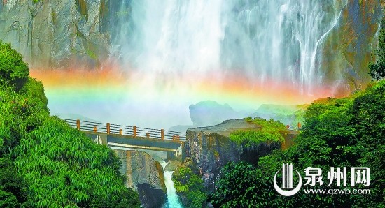 橋上有“橋”，如臨仙境。