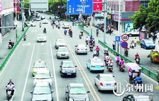 電動(dòng)車搶行機(jī)動(dòng)車道現(xiàn)象嚴(yán)重