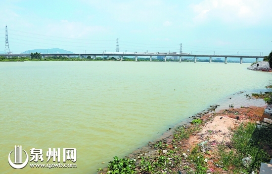 舊金雞水閘平靜的水面下暗潮涌動(dòng)