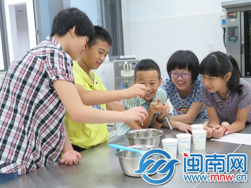 分離蛋黃和蛋清是一門技術活