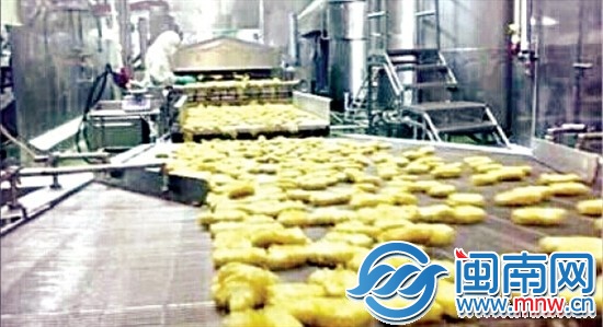 經(jīng)過大型絞肉機(jī)乳化、裹粉，過期的原料吃不出來（視